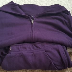 Capri sweat suit